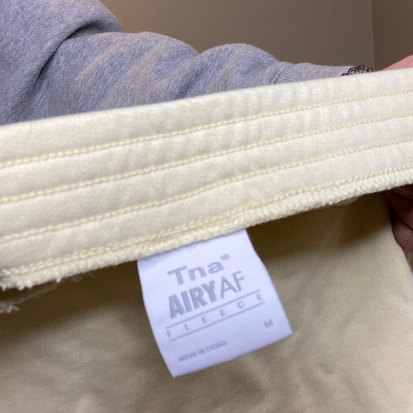 Tna Airy af skirt - Picture 2 of 3